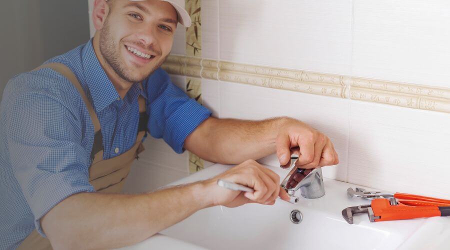 Handle or spout repair in Maryville, MO